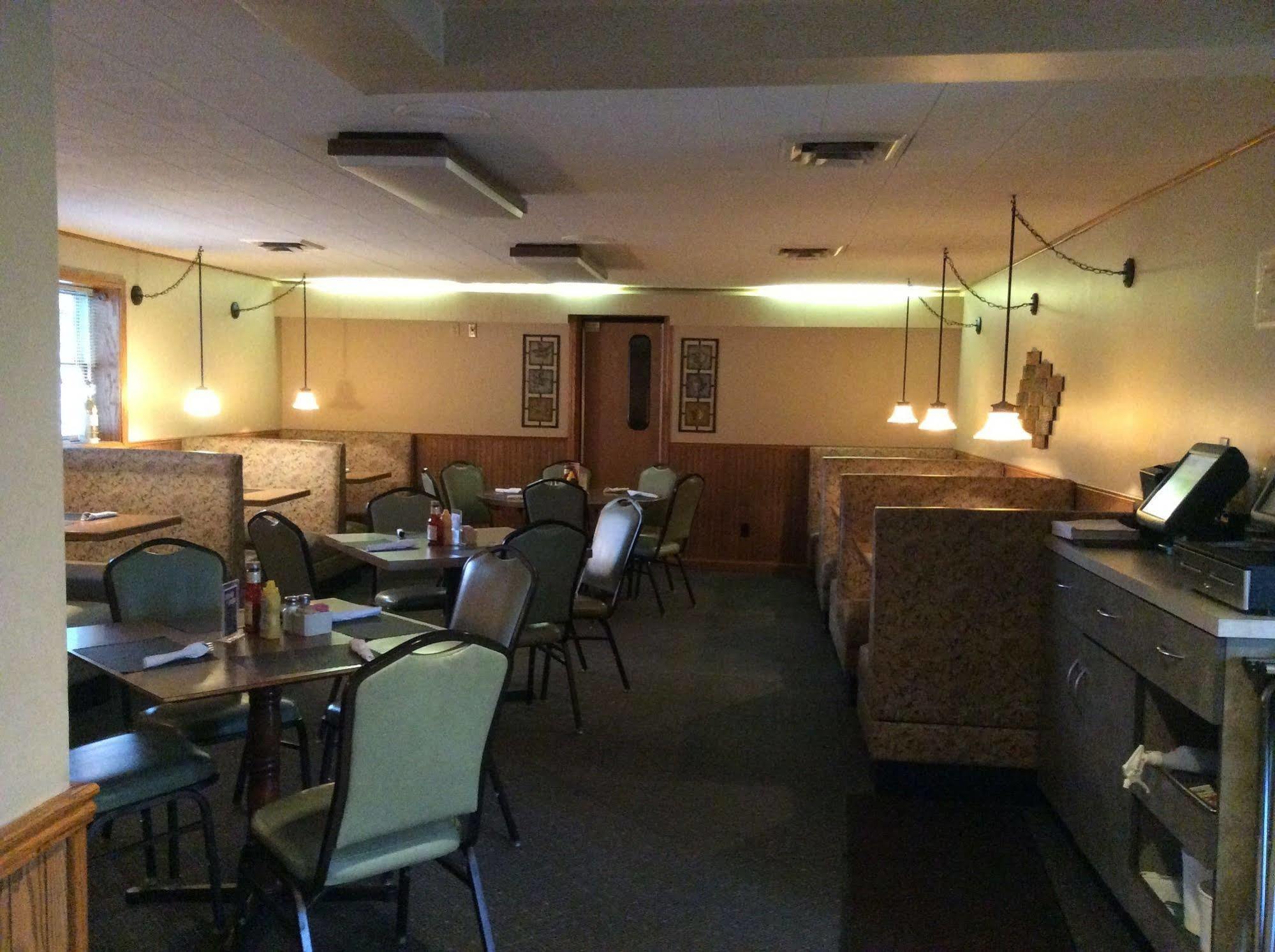 Bryan Inn Екстериор снимка